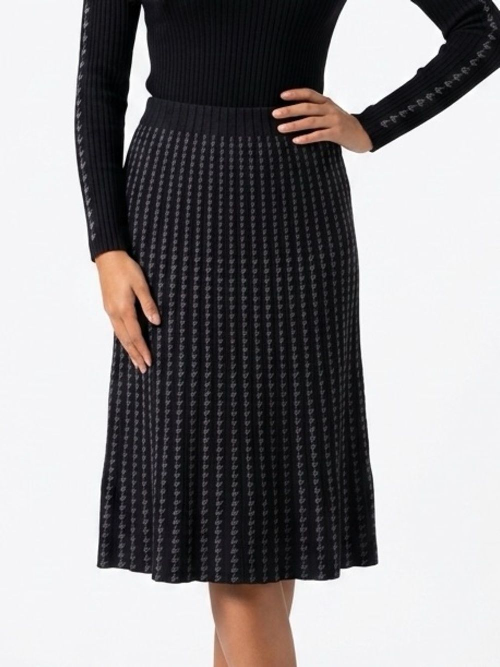 MAX STUDIO | NEW Sweater Knit Black Gray A-Line Midi Skirt Women’s Size Medium
